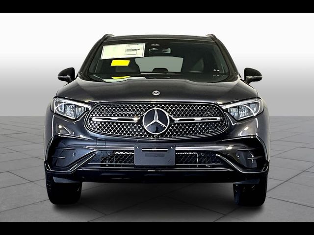 2025 Mercedes-Benz GLC 300