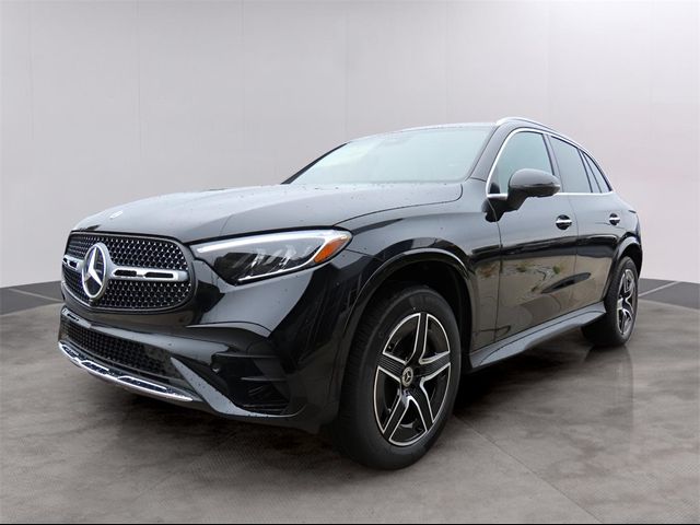 2025 Mercedes-Benz GLC 300