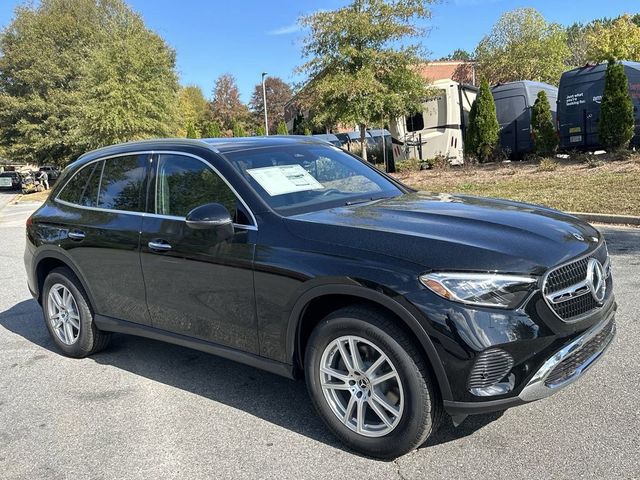 2025 Mercedes-Benz GLC 300