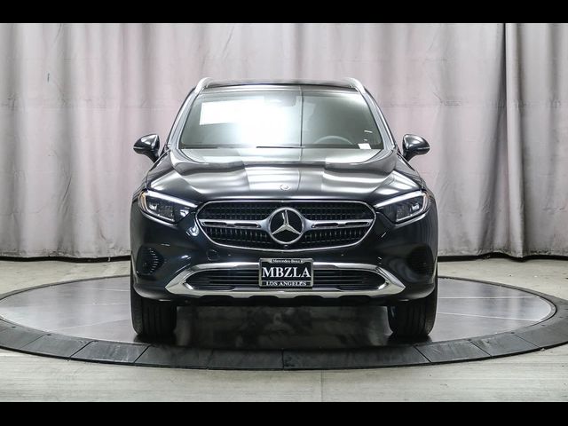 2025 Mercedes-Benz GLC 300