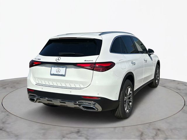 2025 Mercedes-Benz GLC 300