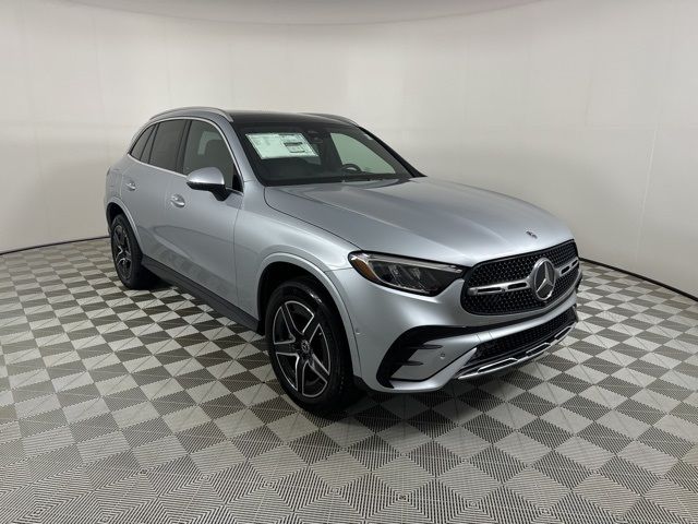 2025 Mercedes-Benz GLC 300