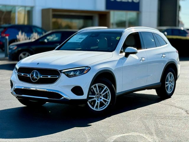 2025 Mercedes-Benz GLC 300