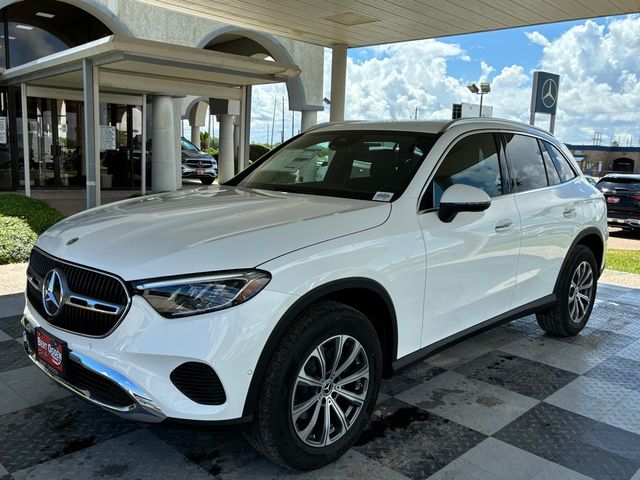 2025 Mercedes-Benz GLC 300