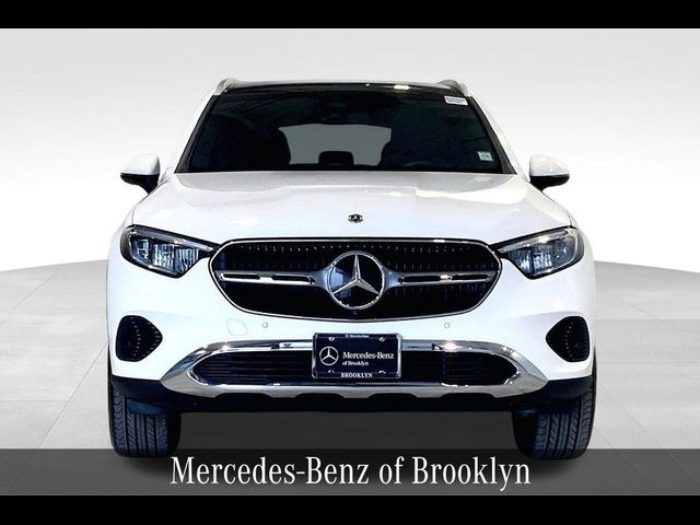 2025 Mercedes-Benz GLC 300