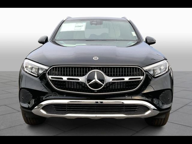 2025 Mercedes-Benz GLC 300