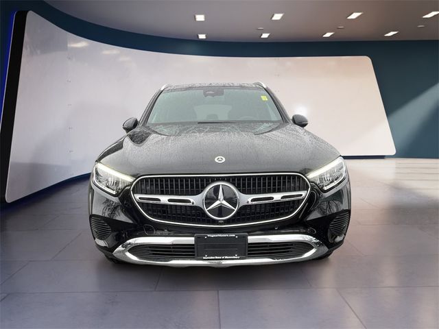 2025 Mercedes-Benz GLC 300