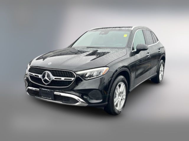 2025 Mercedes-Benz GLC 300