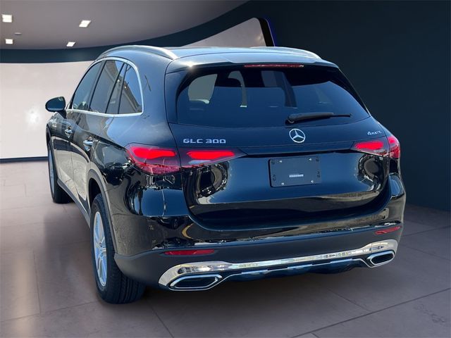 2025 Mercedes-Benz GLC 300