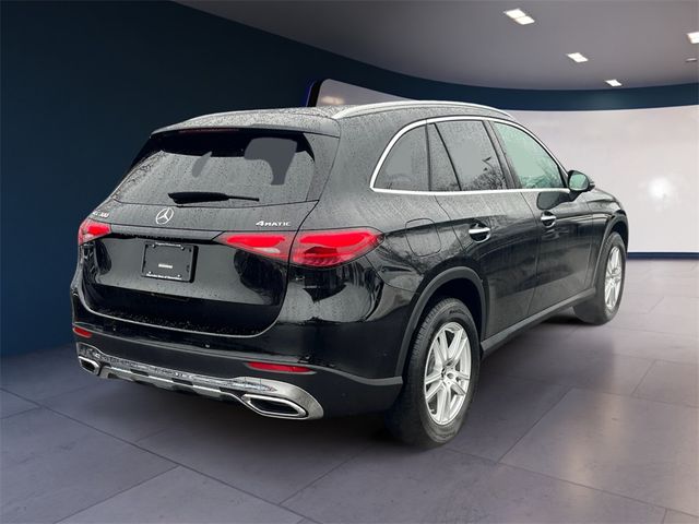 2025 Mercedes-Benz GLC 300