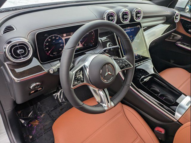 2025 Mercedes-Benz GLC 300