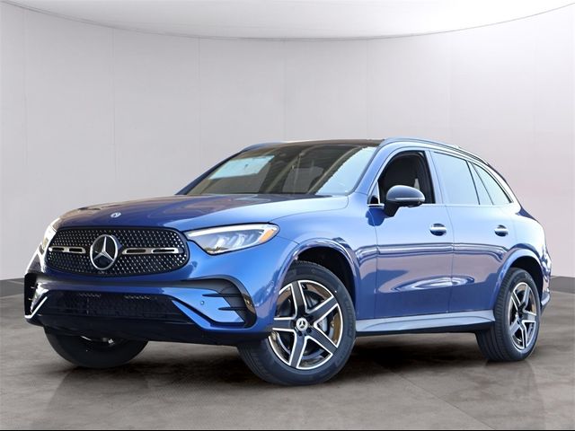 2025 Mercedes-Benz GLC 300