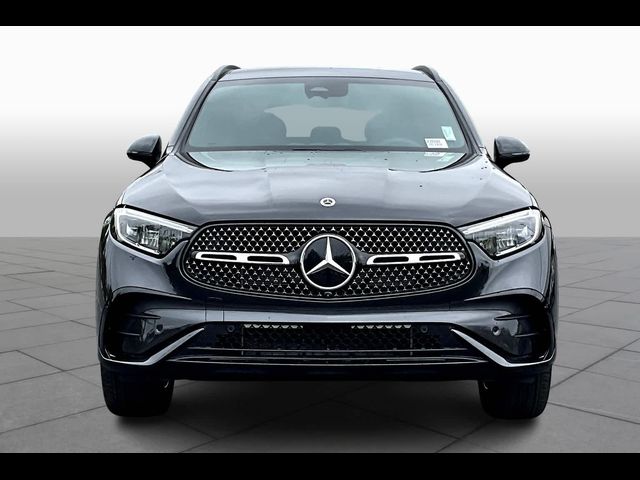 2025 Mercedes-Benz GLC 300