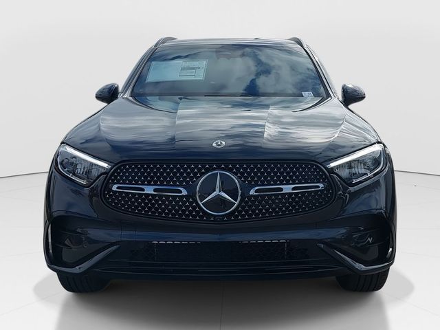 2025 Mercedes-Benz GLC 300