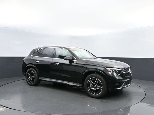 2025 Mercedes-Benz GLC 300