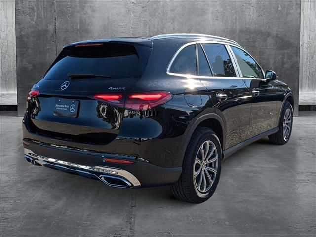 2025 Mercedes-Benz GLC 300