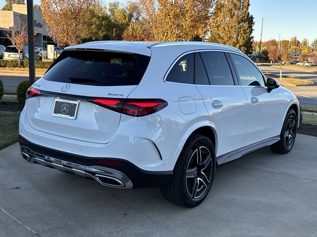 2025 Mercedes-Benz GLC 300