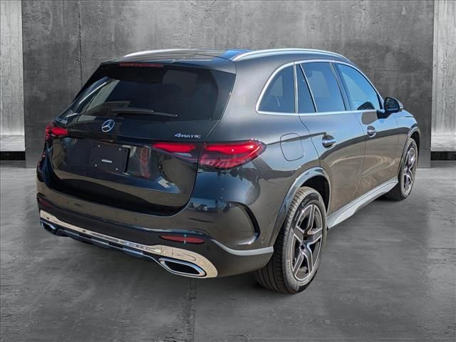 2025 Mercedes-Benz GLC 300