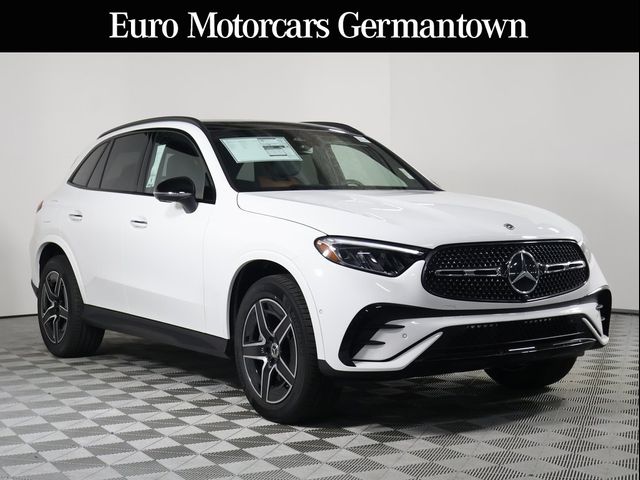 2025 Mercedes-Benz GLC 300