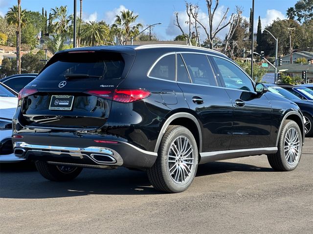 2025 Mercedes-Benz GLC 300