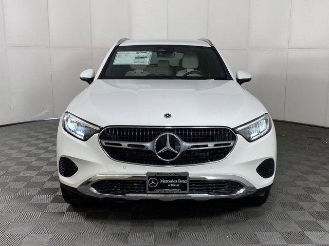 2025 Mercedes-Benz GLC 300