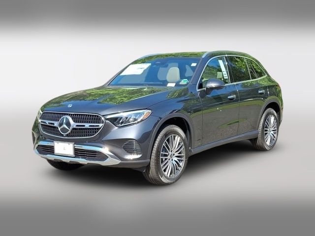 2025 Mercedes-Benz GLC 300
