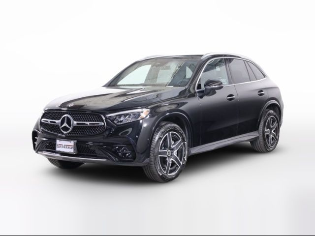 2025 Mercedes-Benz GLC 300