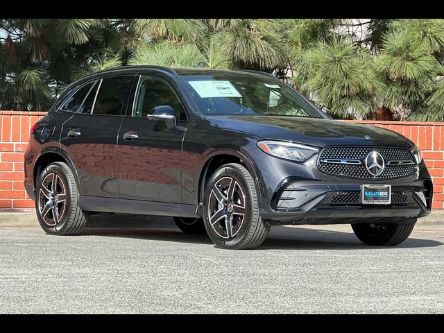 2025 Mercedes-Benz GLC 300