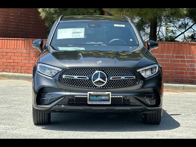 2025 Mercedes-Benz GLC 300