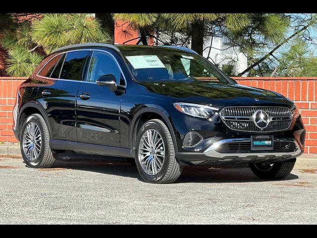 2025 Mercedes-Benz GLC 300