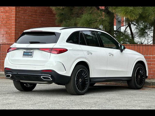 2025 Mercedes-Benz GLC 300