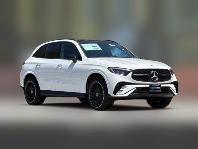 2025 Mercedes-Benz GLC 300