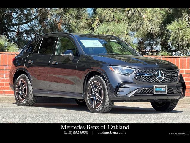 2025 Mercedes-Benz GLC 300