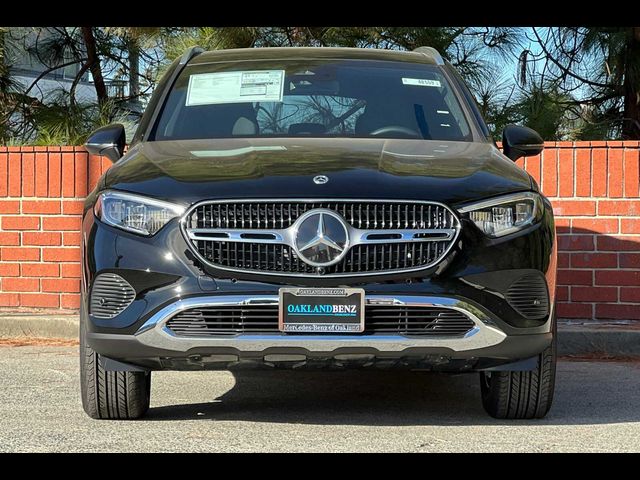 2025 Mercedes-Benz GLC 300