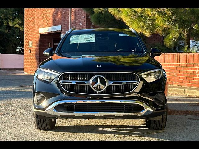 2025 Mercedes-Benz GLC 300