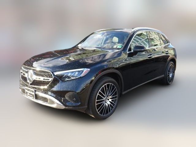 2025 Mercedes-Benz GLC 300