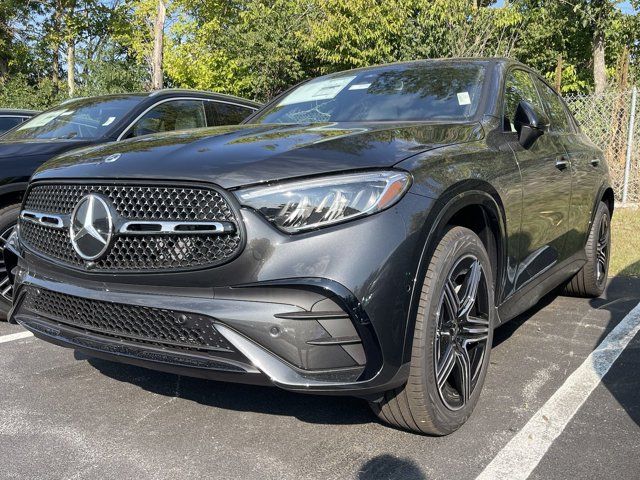 2025 Mercedes-Benz GLC 300