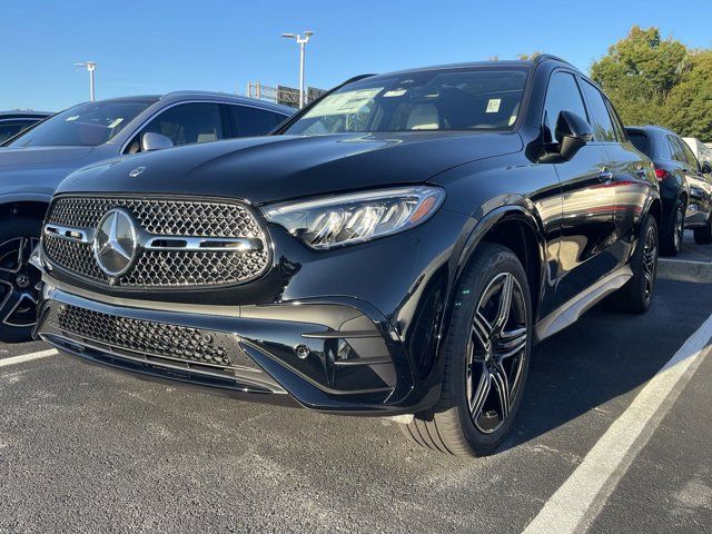 2025 Mercedes-Benz GLC 300