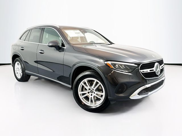 2025 Mercedes-Benz GLC 300