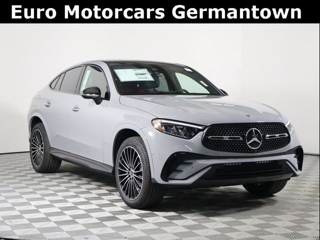 2025 Mercedes-Benz GLC 300