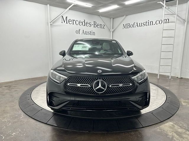 2025 Mercedes-Benz GLC 300