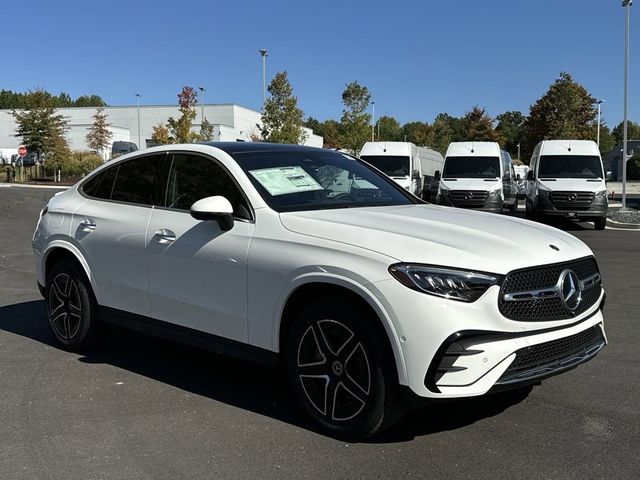 2025 Mercedes-Benz GLC 300