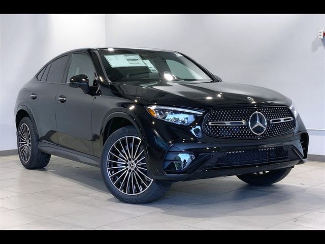 2025 Mercedes-Benz GLC 300