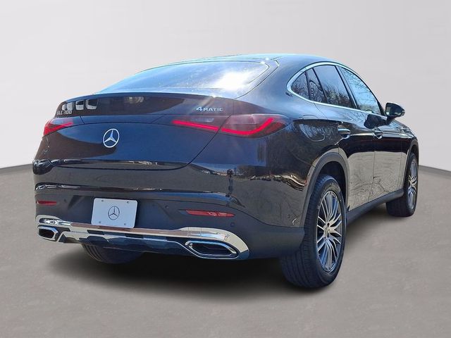 2025 Mercedes-Benz GLC 300