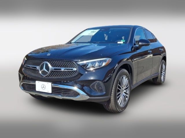 2025 Mercedes-Benz GLC 300