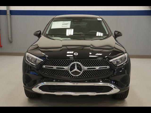 2025 Mercedes-Benz GLC 300