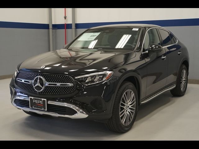 2025 Mercedes-Benz GLC 300