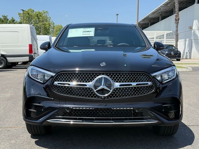 2025 Mercedes-Benz GLC 300