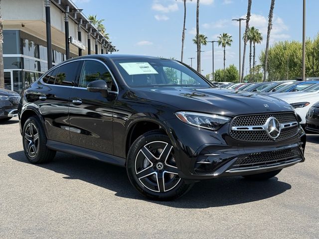 2025 Mercedes-Benz GLC 300