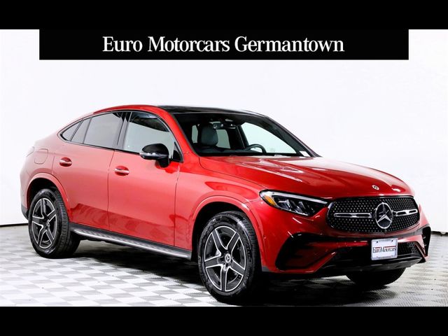 2025 Mercedes-Benz GLC 300